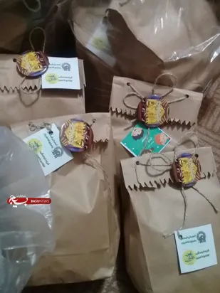 اهدا ۱۸ بسته فرهنگی بین دختران شهرک فرهنگیان شاهرود+ تصاویر
