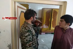 امداد رسانی گروه های جهادی بسیج شهرستان کنارک به مردم سیل زده