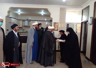دیدار مسئولان سپاه ناحیه آبدانان با خانواده شهدای روحانی