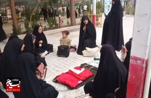 حضور بسیجیان قمی در دیدار با خانواده شهید آقازاده