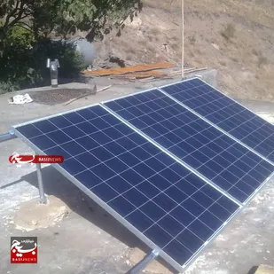 خودکفایی پایدار مددجویان کمیته امداد صالح آباد با نصب ۴۸ پنل خورشیدی