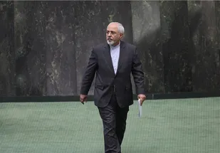 ظریف به مجلس می رود