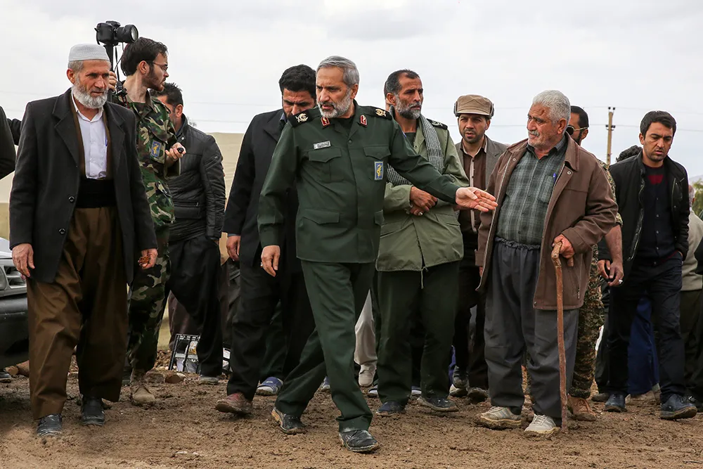 از همان روزهای ابتدایی وقوع زلزله، سپاه تهران بزرگ با تمام قوا در منطقه حضور داشت