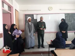 مراسم تقدیر از مقام شامخ معلمان مدارس ماهدشت برگزار شد