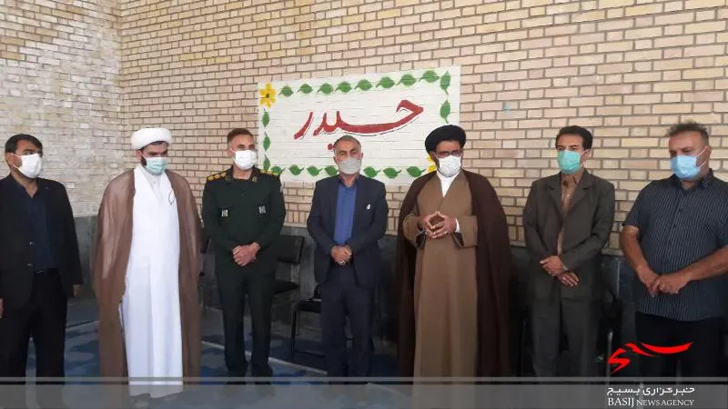 کمک به نیازمندان و محرومان  کار بسیار بزرگی است