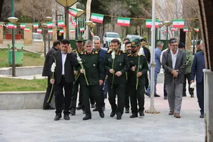 تجدید میثاق فرماندهان سپاه استان ایلام با شهدای گمنام