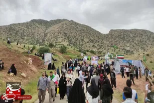 بازدید بسیجیان سپاه ناحیه همدان از یادمان شهدای قراویز