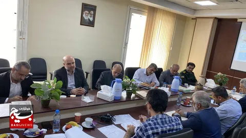 تأکید دکتر اصغری بر سازماندهی بسیجیان در وزارتخانه‌ها در شرایط بحران و اجرای طرح نوسازی مدارس سنگی
