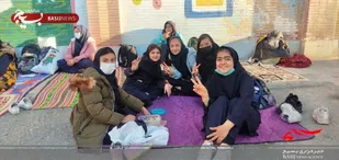 برگزاری اردو یک روزه درون مدرسه ای در مدرسه شهید چمران شهرک ولیعصر مهرشهر