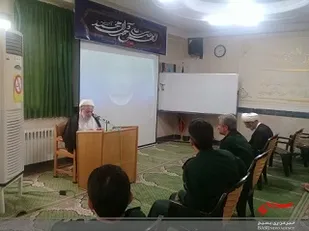 جلسه درس اخلاق در یگان حفاظت شخصیت&zwnj;ها