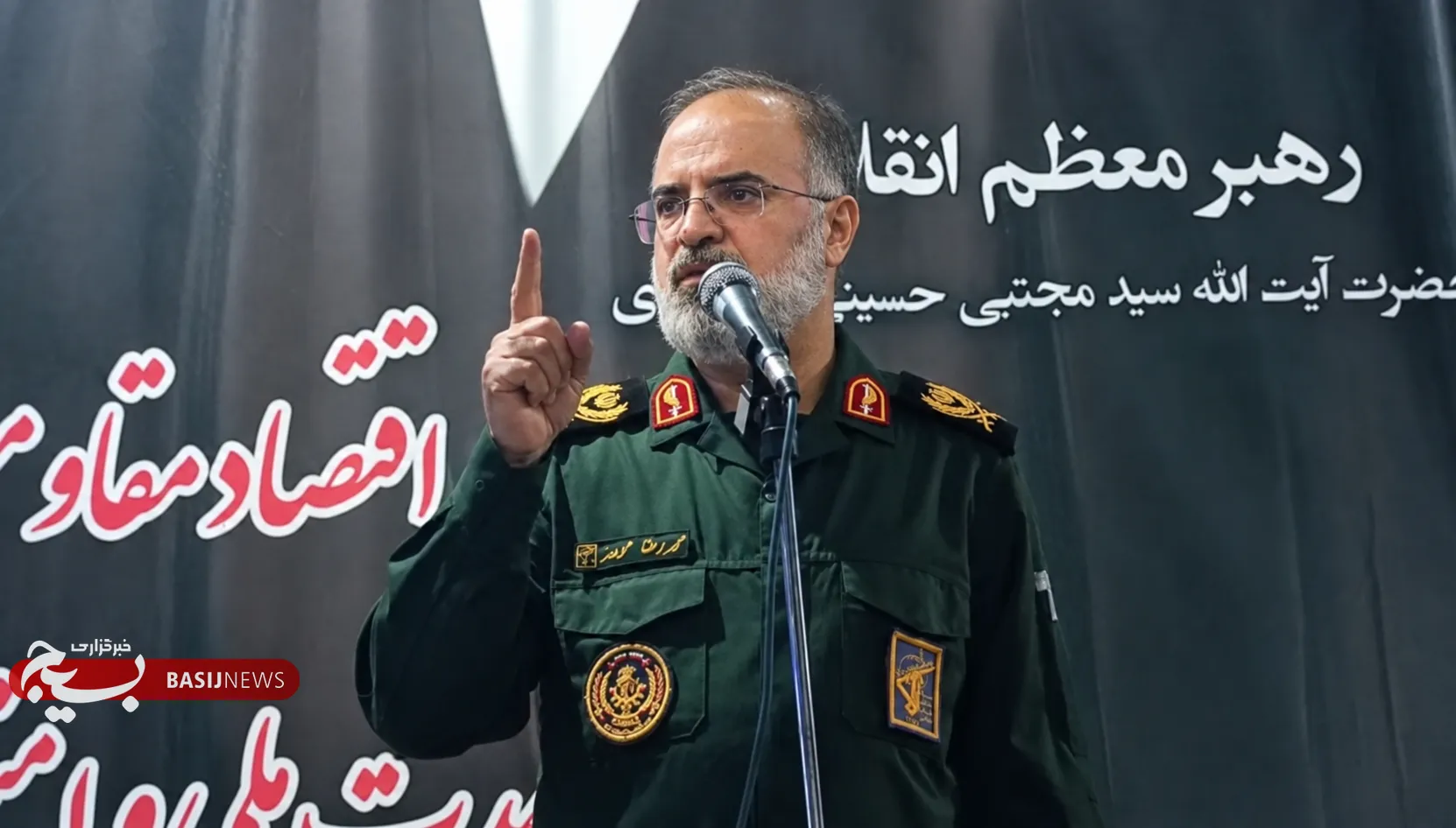 مردم، پشتوانه اصلی نیروهای مسلح در دفاع از انقلاب هستند