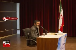 برگزاری همایش جهاد تبیین با سخنرانی حاج حسین یکتا
