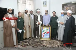 مسئولان ناحیه امام حسن(ع) با خانواده شهدای روحانی دیدار کردند