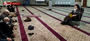 استمرار کمک اهالی مساجد به زلزله زدگان خوی/ دستاوردهای نظام جمهوری اسلامی بسیار زیاد است و قابل مقایسه با دوره طاغوت نیست