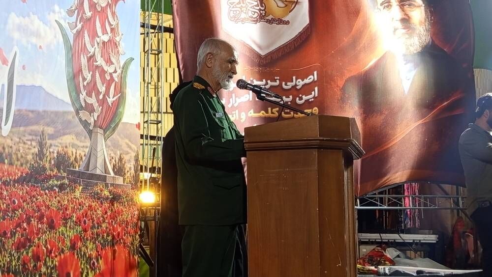 مأموریت اصلی جریان نفوذ، ایجاد شکاف و چنددستگی در کشور است مأموریت اصلی جریان نفوذ، ایجاد شکاف و چنددستگی در کشور است