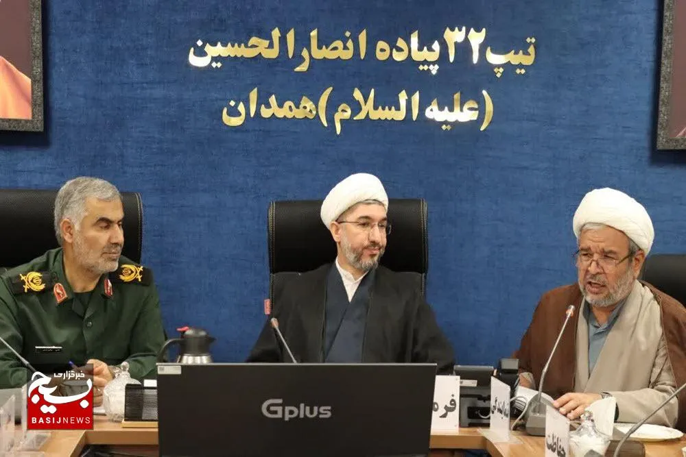 دشمن با ایجاد فتنه و دوقطبی‌سازی به دنبال ضربه زدن به جامعه اسلامی است