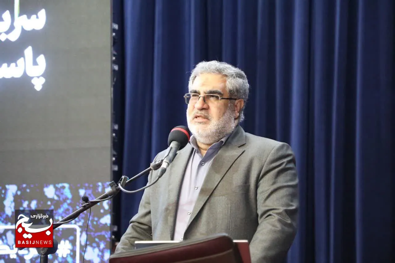 مدیر کل آموزش و پرورش خوزستان: مسیر درست گفتمان با دانش‌آموزان را باید پیدا کرد