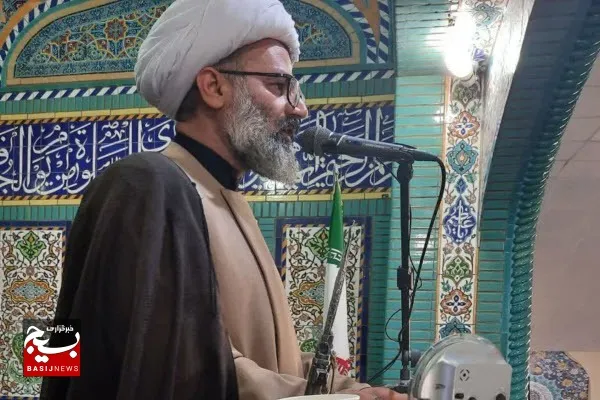 دولت و مجلس را باید نیروی جهادی و انقلابی در دست بگیرند