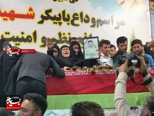 مراسم وداع با شهید &laquo;محمد قنبری&raquo; در اهواز برگزار شد