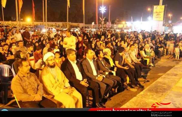 به همت اداره فرهنگی، اجتماعی و ورزشی ‌شهرداری، جنگ شادی عیدانه برگزار شد
