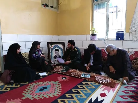 خدمتگذاری به خانواده شهدا از افتخارات پاسداران و خادمان امت اسلامی است