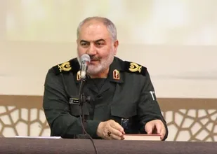 نباید برای فداکاری در راه اسلام منتظر حرکت دسته&zwnj;جمعی بود