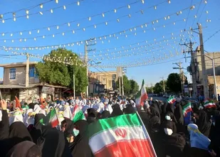 برگزاری اجتماع بزرگ"طنین وحدت"باحضور دختران و بانوان انقلابی در دهلران