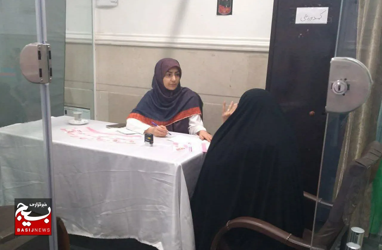 جهادگران بسیجی در منطقه پردیسان قم خدمت‌رسانی کردند