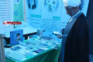 بازدید مسئول نمایندگی ولی فقیه در سپاه ناحیه گرگان از نمایشگاه  همه واقف باشیم