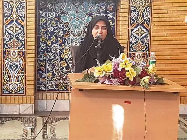 جهاد تبیین دشمن را تضعیف می کند