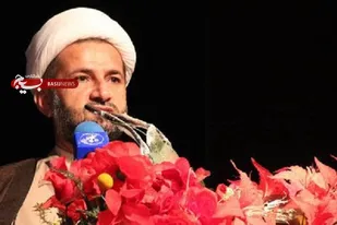 سپاه الگوی انقلابی گری و ولایتمداری است
