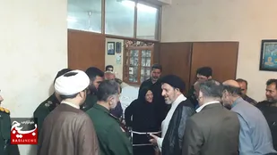 دیدار با مادری که 41 سال چشم&zwnj;انتظار بود+تصاویر