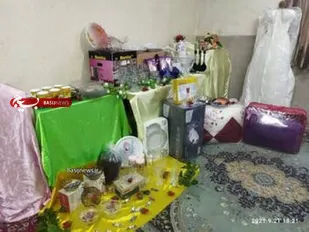 اهدای جهیزیه به نوعروس نیازمند توسط کسبه فرخشهر