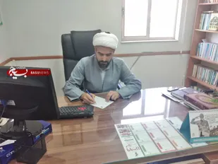 دفاع مقدس برگرفته از عاشورا و مکتب امام حسین(ع)است