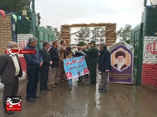 اعزام بیش از ۱۰۰ بسیجی از بردسکن به مناطق عملیاتی جنوب کشور+تصاویر