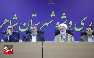 استاندار سمنان: اوراق قرضه ۲۱۰۰ میلیارد تومانی برای پروژه&zwnj;های عمرانی استان خریداری شد/تأکید بر تأمین آب پایدار از خلیج&zwnj;فارس یا خزر