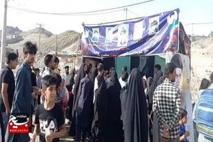 برپایی موکب پذیرایی غدیر با توزیع ده هزار لیوان شربت و شیرینی