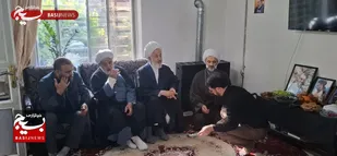 دیدار مسئولان نمایندگی ولی فقیه سپاه با خانواده دو شهید روحانی جنگ رمضان در مازندران
