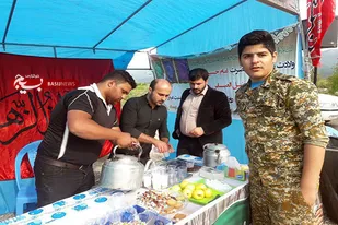 تصاویر/ایستگاه صلواتی به مناسبت میلاد 3 علمدار کربلا در روستای نوده ملک