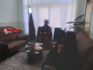 سعادت جامعه در گرو بصیرت و صبر و استقامت است