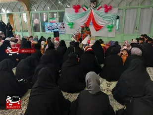 جشن پیروزی انقلاب در جعفریه قم برگزار شد