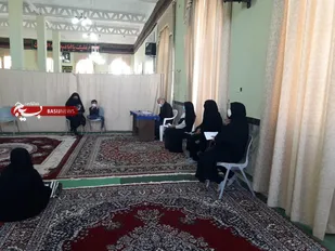 برپایی میز سلامت بسیج با حضور پزشک جهادگر در شهر سه قلعه