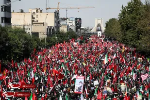 شکوه وفاداری امت به امام از لنز دوربین بسیج