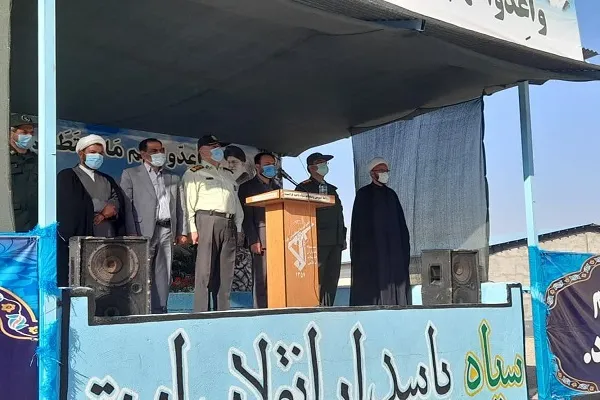 برنامه صبحگاه مشترک با ادارات به مناسبت هفته دفاع مقدس