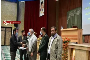 تقدیراز برگزیدگان فضای مجازی با حضور سردار نقدی در سپاه فجر فارس/ متنا سپاه ناحیه بوانات رتبه برتر تولید و محتوا
