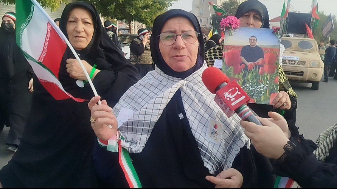 گیلان، در میدان جانفدایی برای ایران با یاد شهیدان وطن در میدان «جان فدا» ایستاد گیلان، در میدان جانفدایی برای ایران با یاد شهیدان وطن در میدان «جان فدا» ایستاد