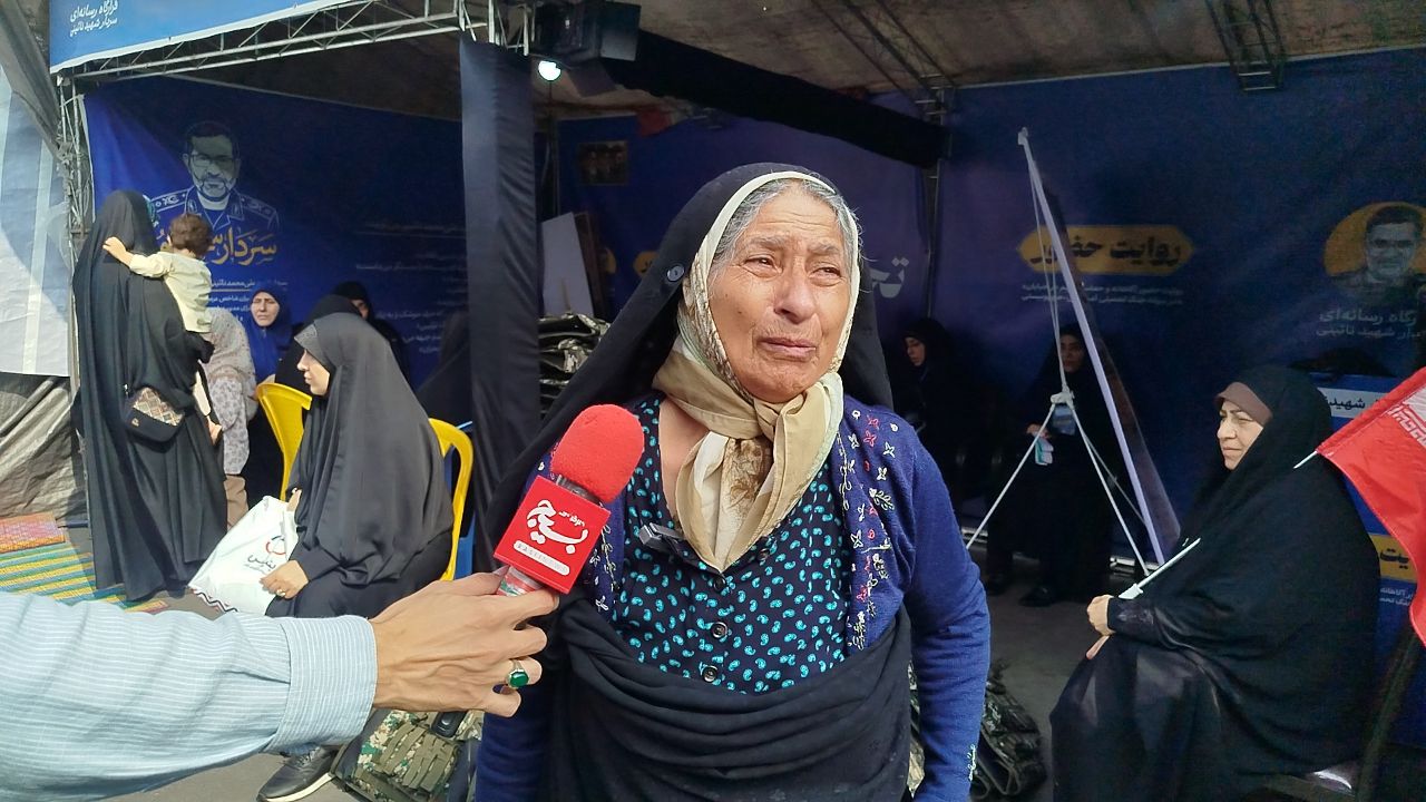 گیلان، در میدان جانفدایی برای ایران با یاد شهیدان وطن در میدان «جان فدا» ایستاد گیلان، در میدان جانفدایی برای ایران با یاد شهیدان وطن در میدان «جان فدا» ایستاد
