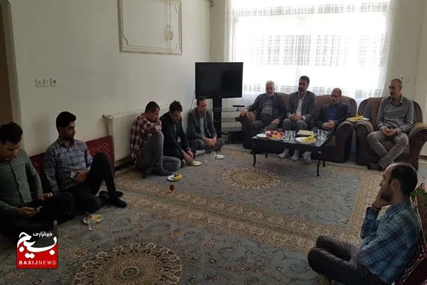حماسه کربلا جریان‌ساز دفاع مقدس بود