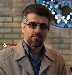 هنرمند بسیجی استان قزوین جناب آقای محمد محمد علیان درباره شخصیت و منش سردار سلیمانی گفت:فدایی وطن هرگز نمی میرد.