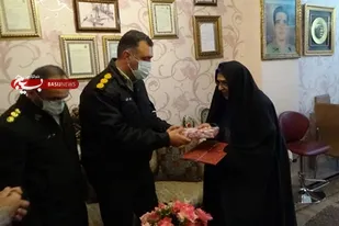 تکریم خانواده های شهدا باید در جامعه نهادینه شود